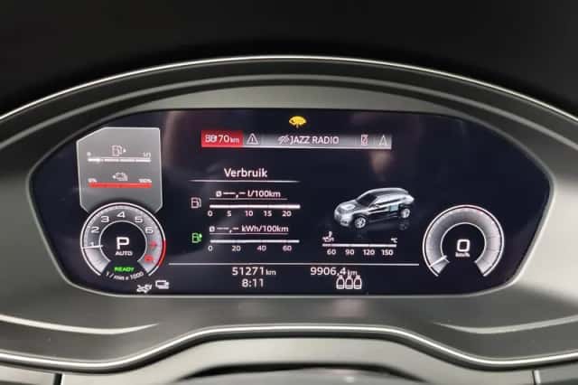 Audi Q5 (2023) thumbnail 4