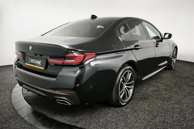 BMW 5-Serie (2023) thumbnail 2