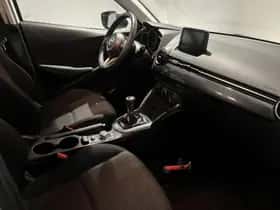 Mazda 2 (2019) thumbnail 3