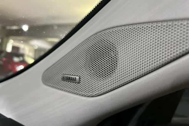 Mitsubishi Outlander (2025) thumbnail 4