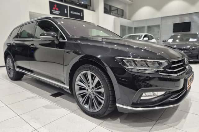 Volkswagen Passat (2021) thumbnail 5