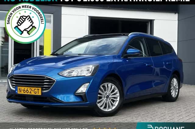 Ford Focus (2021) thumbnail 1