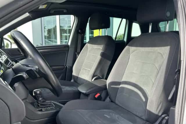 Volkswagen Tiguan (2019) thumbnail 4