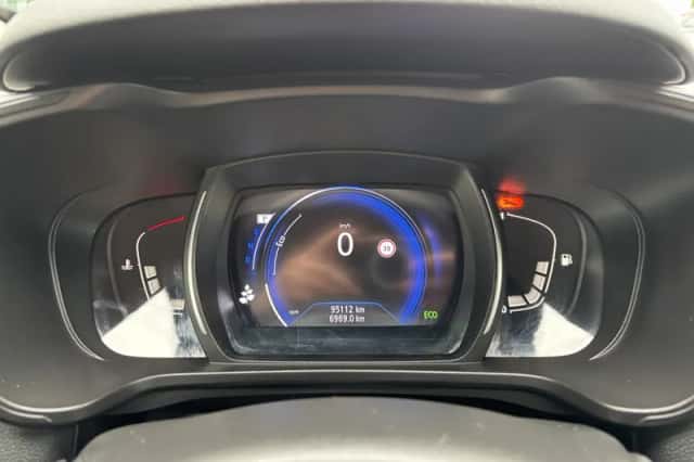 Renault Kadjar (2020) thumbnail 4