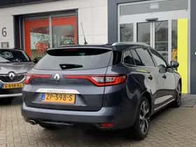 Renault Mégane (2019) thumbnail 2
