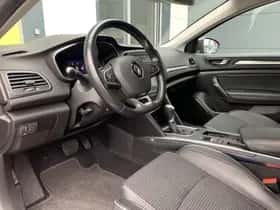 Renault Mégane (2019) thumbnail 24