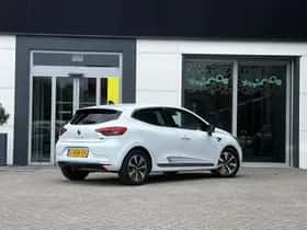 Renault Clio (2021) thumbnail 2