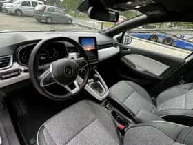 Renault Clio (2021) thumbnail 28