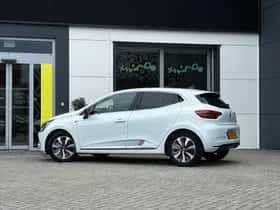 Renault Clio (2021) thumbnail 6