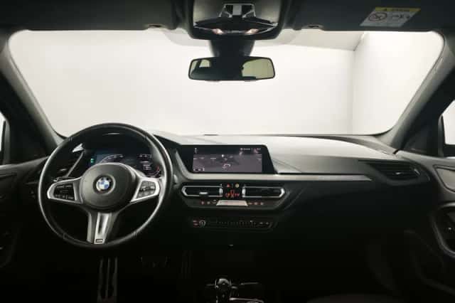 BMW 1-Serie (2021) thumbnail 3