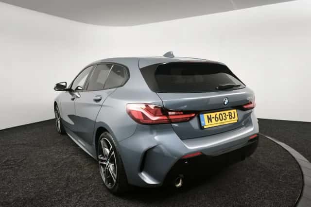 BMW 1-Serie (2021) thumbnail 6