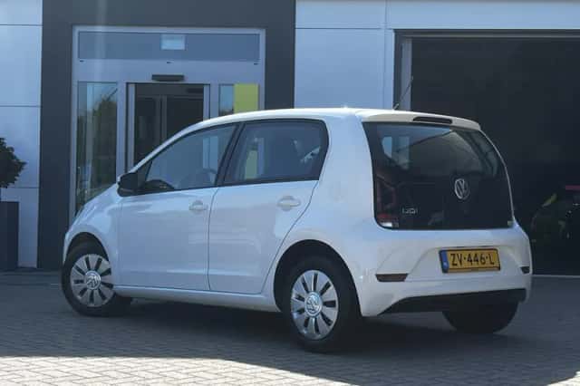 Volkswagen Up! (2019) thumbnail 6