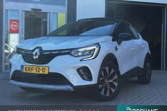 Renault Captur (2023) thumbnail 1