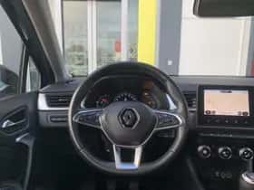 Renault Captur (2023) thumbnail 3