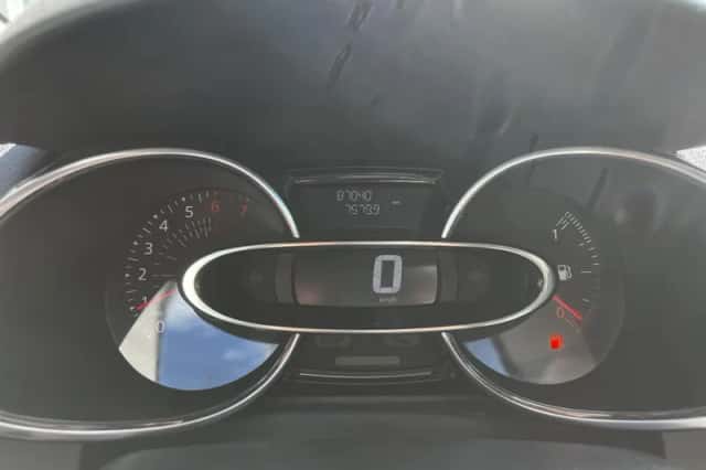 Renault Clio (2017) thumbnail 4