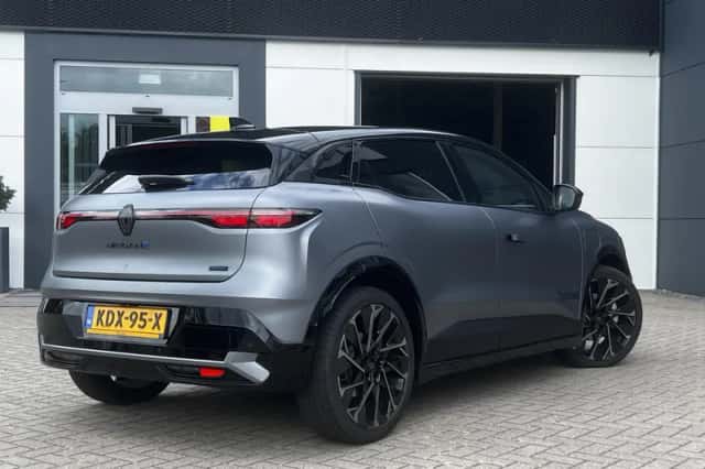 Renault Mégane E-Tech (2026) thumbnail 2