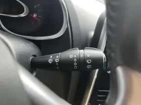 Renault Clio (2016) thumbnail 14
