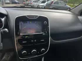 Renault Clio (2016) thumbnail 10