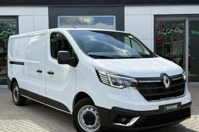 Renault Trafic (2023) thumbnail 4