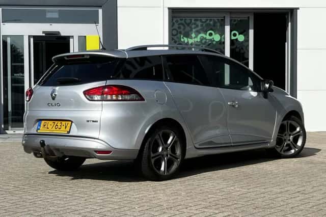 Renault Clio (2017) thumbnail 2