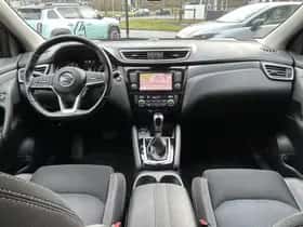 Nissan Qashqai (2019) thumbnail 3