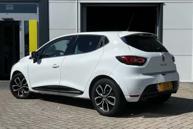 Renault Clio (2018) thumbnail 6