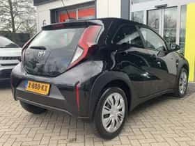 Toyota Aygo (2024) thumbnail 2