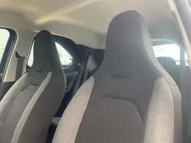Toyota Aygo (2024) thumbnail 25