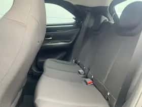 Toyota Aygo (2024) thumbnail 8