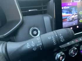 Renault Clio (2024) thumbnail 28