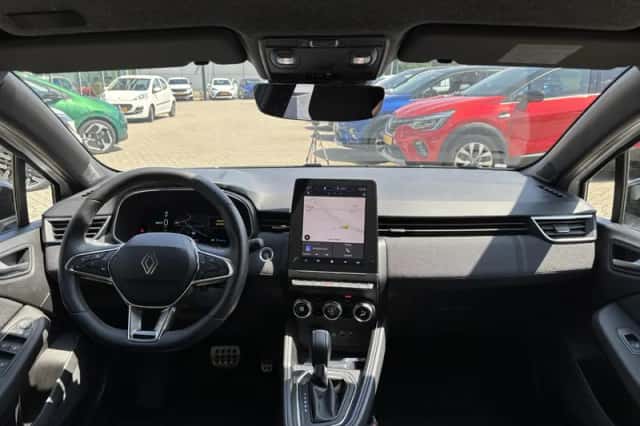 Renault Clio (2025) thumbnail 3
