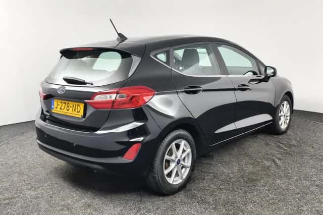 Ford Fiesta (2020) thumbnail 2