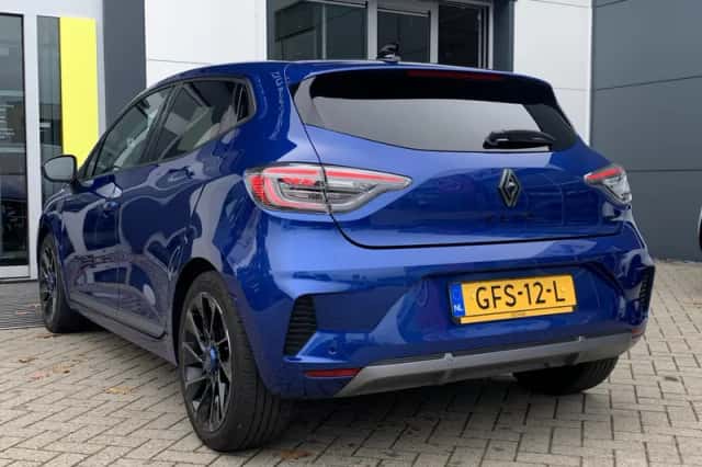 Renault Clio (2024) thumbnail 6