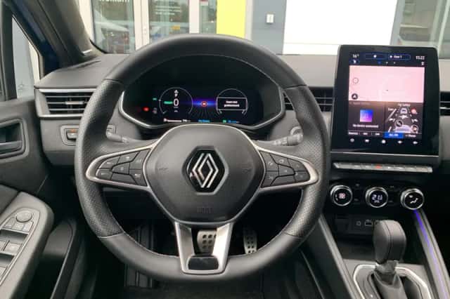 Renault Clio (2024) thumbnail 3