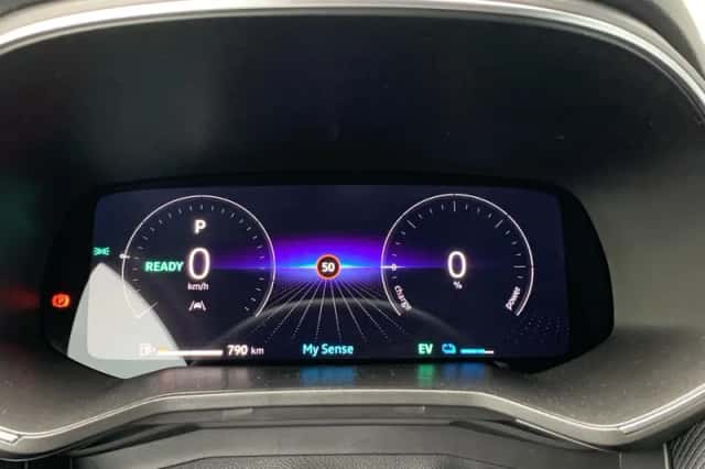 Renault Clio (2024) thumbnail 4