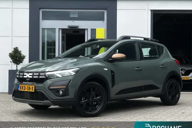 Dacia Sandero Stepway (2023) thumbnail 1