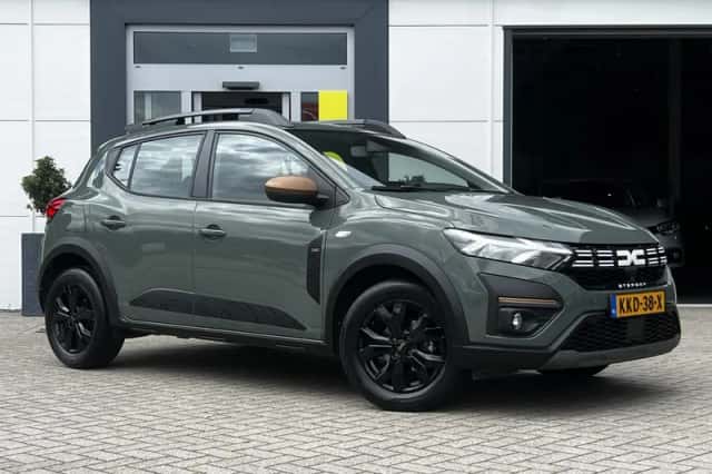 Dacia Sandero Stepway (2023) thumbnail 5