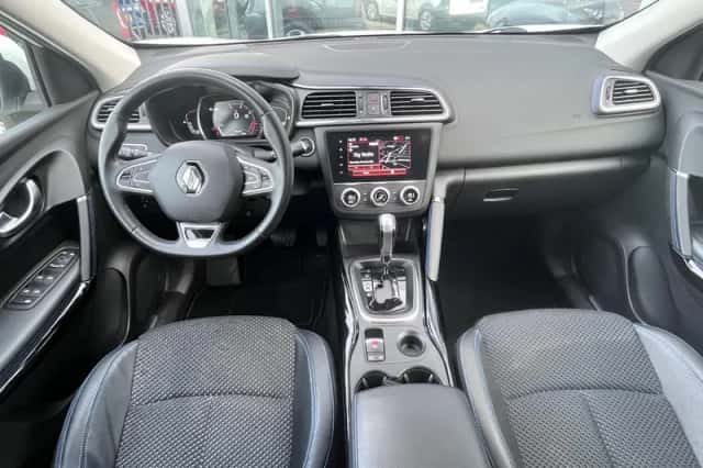 Renault Kadjar (2021) thumbnail 3