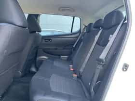 Nissan Leaf (2020) thumbnail 8