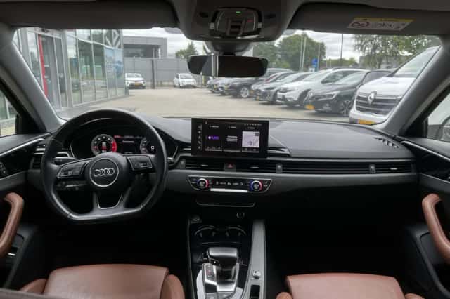 Audi A4 (2021) thumbnail 3
