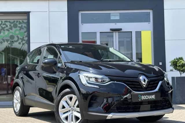Renault Captur (2023) thumbnail 5