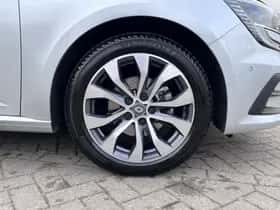Renault Mégane (2023) thumbnail 24