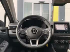 Renault Clio (2024) thumbnail 3