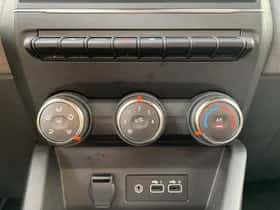 Renault Clio (2024) thumbnail 13