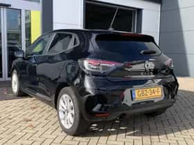 Renault Clio (2024) thumbnail 6