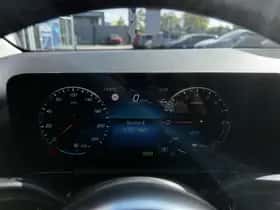 Mercedes-Benz GLA (2023) thumbnail 4