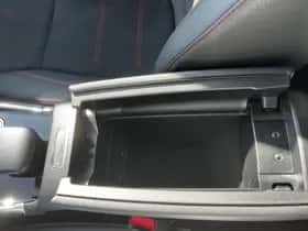 Mercedes-Benz GLA (2023) thumbnail 36