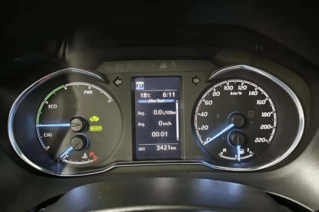 Toyota Yaris (2020) thumbnail 4