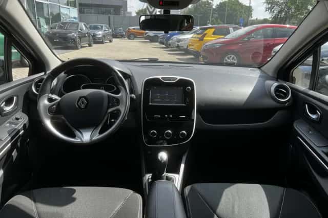 Renault Clio (2016) thumbnail 3