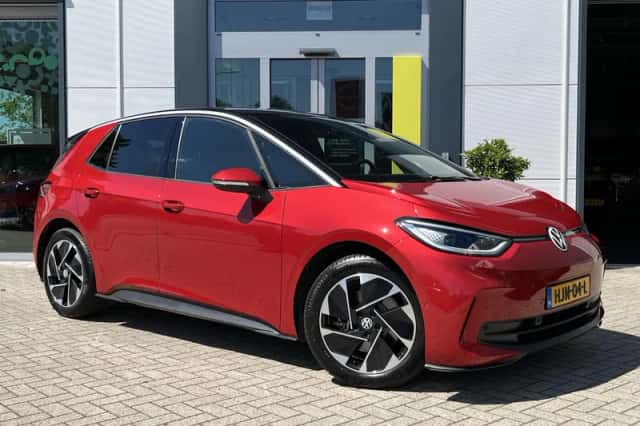 Volkswagen ID.3 (2025) thumbnail 5